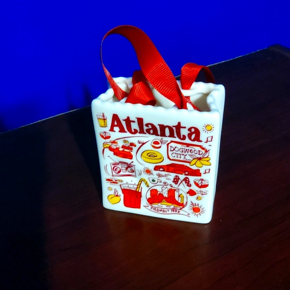 Atlanta ornament - Picture 1 of 2